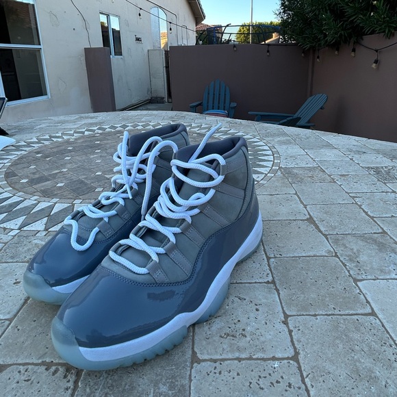 Jordan 11 Retro Cool Greys - Picture 2 of 3
